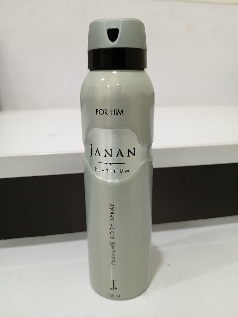Janan Platinum Perfume Body Spray for Him - Scent of Sophistication and Confidence ✨